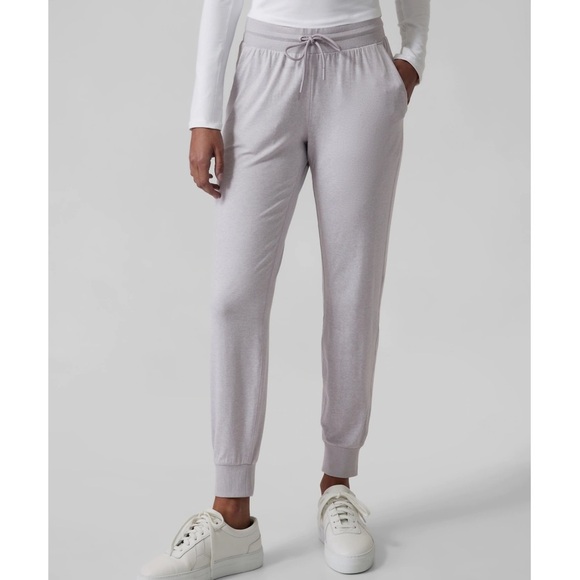 Athleta Uptempo Fitted Jogger Pants Athletic Lightweight Gray XL Nwt - Picture 1 of 9